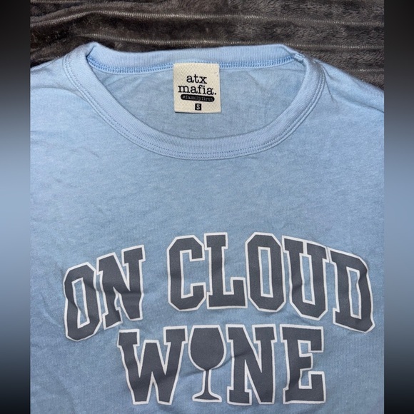 Graphic On Cloud Wine Tee - Baby Blue - Women’s Size Small - Picture 3 of 3